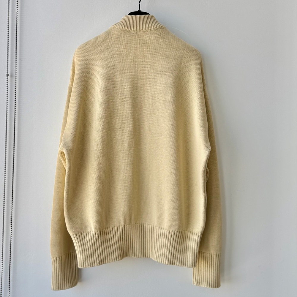 AMI Paris Men's
Tonal Heart
Cardigan in Cream - Picture 2 of 11